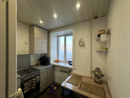 Продам двухкомнатную (2-комн.) квартиру, Профсоюзная ул, 2, Иркутск г