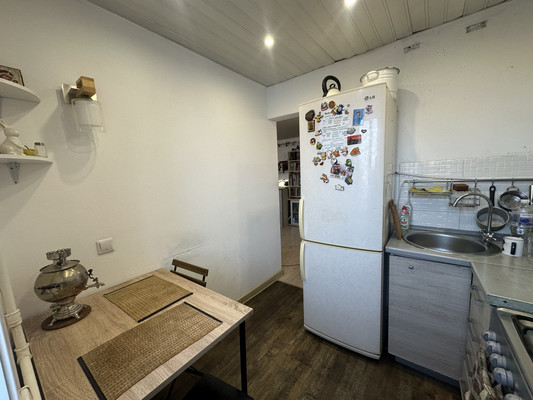 Продам двухкомнатную (2-комн.) квартиру, Профсоюзная ул, 2, Иркутск г