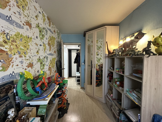 Продам двухкомнатную (2-комн.) квартиру, Профсоюзная ул, 2, Иркутск г