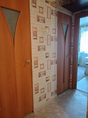 Продам двухкомнатную (2-комн.) квартиру, Ленина ул, 112, Волгодонск г