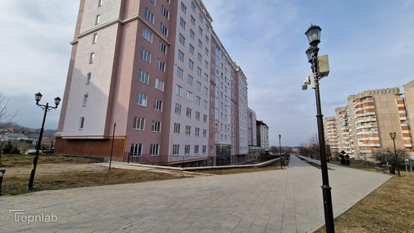 Продам однокомнатную (1-комн.) квартиру, Атажукина ул, 12кД, Нальчик г