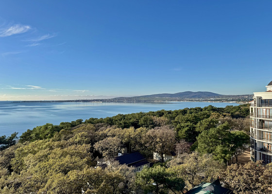 Продам однокомнатную (1-комн.) квартиру, Мира ул, 40к3, Геленджик г