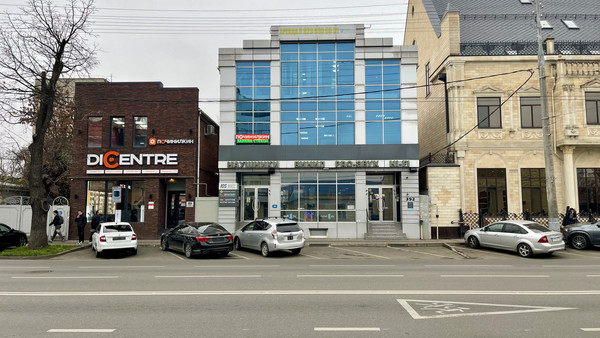 Продам торговое помещение 770 м2, Северная ул, 392, Краснодар г