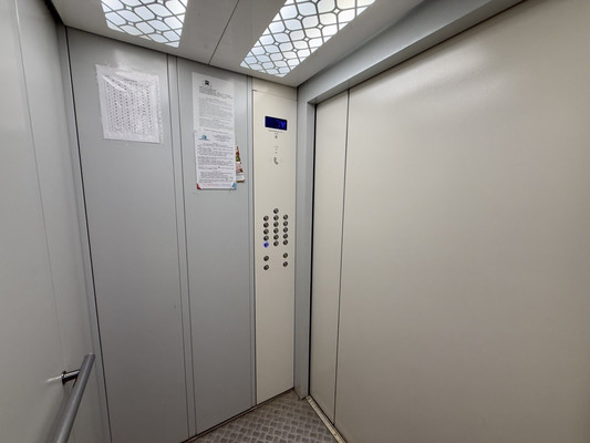 Продам однокомнатную (1-комн.) квартиру, 8 Марта ул, 189к2, Екатеринбург г