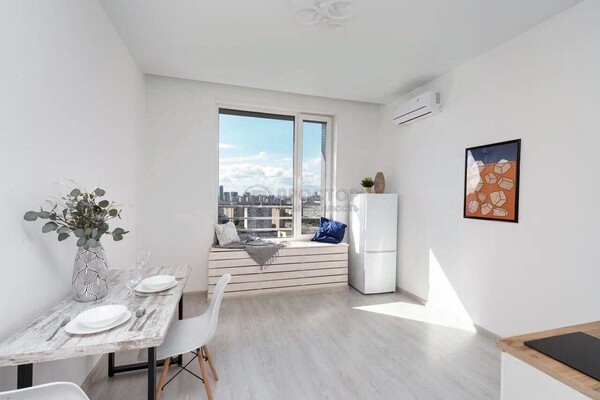 Продам однокомнатную (1-комн.) квартиру, Шелепихинская наб, 42к3, Москва г