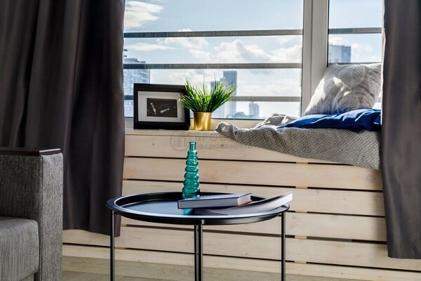 Продам однокомнатную (1-комн.) квартиру, Шелепихинская наб, 42к3, Москва г