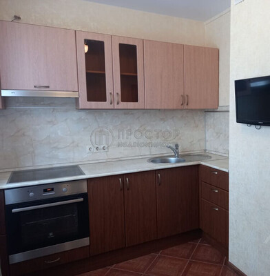 Продам однокомнатную (1-комн.) квартиру, Балаклавский пр-кт, 5, Москва г