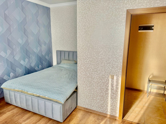 Продам однокомнатную (1-комн.) квартиру, Жданова ул, 21, Ростов-на-Дону г