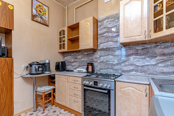 Продам трехкомнатную (3-комн.) квартиру, Большой Сампсониевский пр-кт, 18А, Санкт-Петербург г