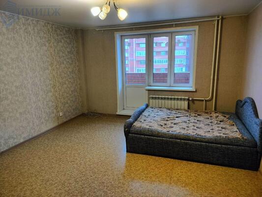 Сдам однокомнатную (1-комн.) квартиру, Калинина ул, 175Б, Красноярск г