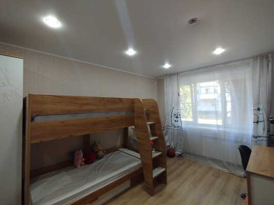 Продам трехкомнатную (3-комн.) квартиру, М.Горького ул, 91, Волгодонск г