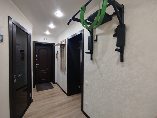 Продам трехкомнатную (3-комн.) квартиру, М.Горького ул, 91, Волгодонск г