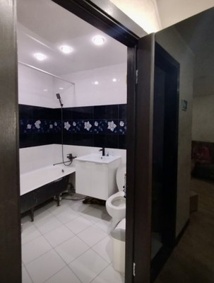 Продам трехкомнатную (3-комн.) квартиру, М.Горького ул, 91, Волгодонск г