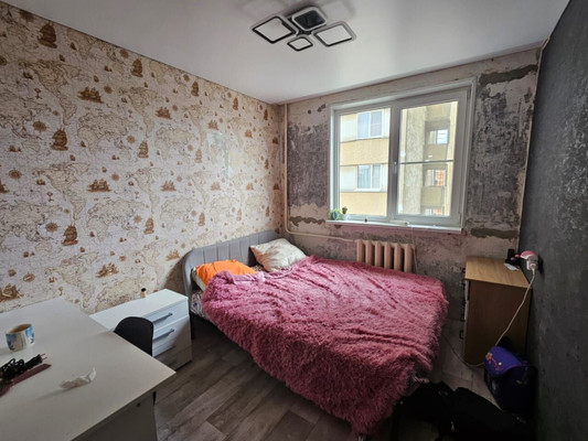 Продам трехкомнатную (3-комн.) квартиру, Строителей пр-кт, 5, Волгодонск г