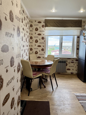 Продам трехкомнатную (3-комн.) квартиру, Ясная ул, 62, Волгодонск г