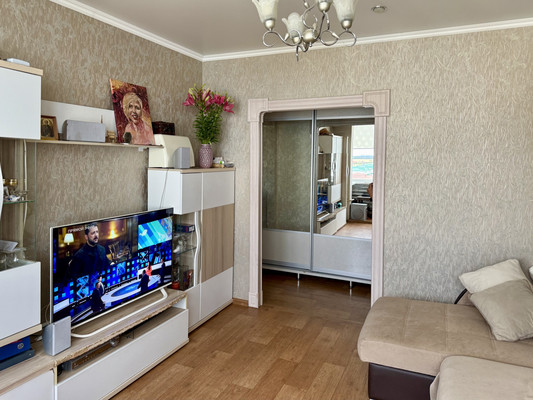 Продам трехкомнатную (3-комн.) квартиру, Ясная ул, 62, Волгодонск г