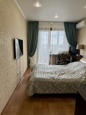 Продам трехкомнатную (3-комн.) квартиру, Ясная ул, 62, Волгодонск г