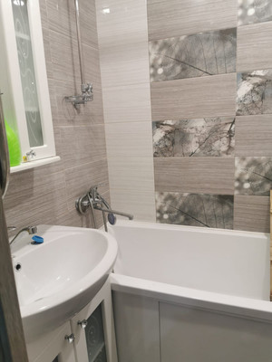 Продам двухкомнатную (2-комн.) квартиру, Гагарина ул, 73, Волгодонск г