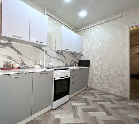 Продам однокомнатную (1-комн.) квартиру, Черникова ул, 2/31, Волгодонск г