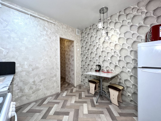 Продам однокомнатную (1-комн.) квартиру, Черникова ул, 2/31, Волгодонск г