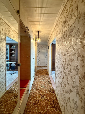 Продам трехкомнатную (3-комн.) квартиру, Дружбы ул, 5, Волгодонск г