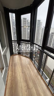 Продам однокомнатную (1-комн.) квартиру, Русановская ул, 9, Санкт-Петербург г