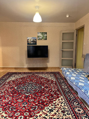 Продам двухкомнатную (2-комн.) квартиру, Авиаторов проезд, 5, Подольск г