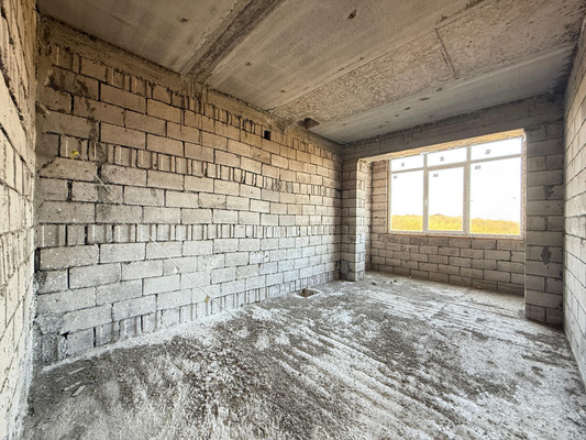 Продам трехкомнатную (3-комн.) квартиру, Солнечная ул, 10, Нальчик г