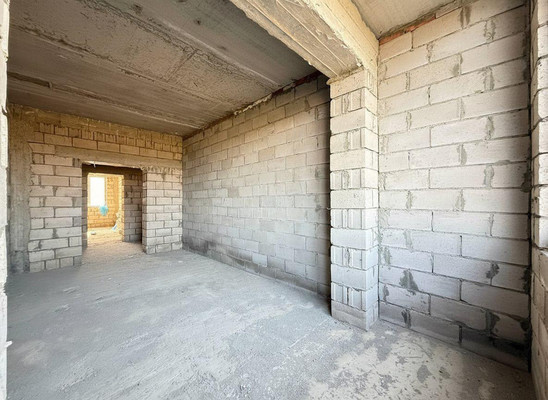 Продам трехкомнатную (3-комн.) квартиру, Солнечная ул, 10, Нальчик г