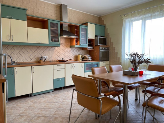 Продам трехкомнатную (3-комн.) квартиру, Дергаевская ул, 30, Раменское г