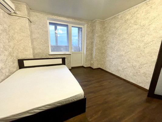 Продам двухкомнатную (2-комн.) квартиру, Извилистая ул, 21, Ростов-на-Дону г