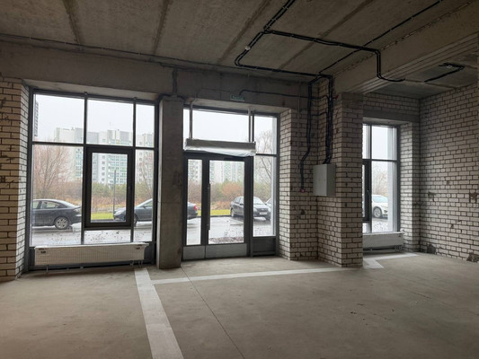 Сдам коммерческое помещение 54 м2, Азата Аббасова ул, 16, Казань г