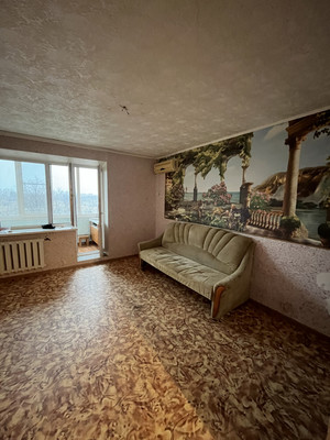 Продам двухкомнатную (2-комн.) квартиру, Весенняя ул, 40, Волгодонск г