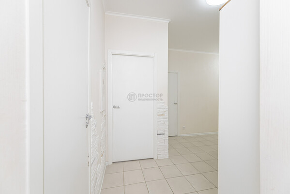 Продам трехкомнатную (3-комн.) квартиру, Пригородное (Пригород Лесное мкр.) ш, 5, Мисайлово д