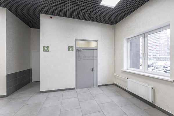 Продам трехкомнатную (3-комн.) квартиру, Пригородное (Пригород Лесное мкр.) ш, 5, Мисайлово д