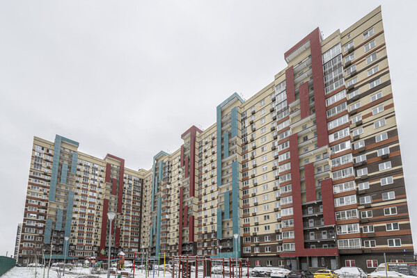 Продам трехкомнатную (3-комн.) квартиру, Пригородное (Пригород Лесное мкр.) ш, 5, Мисайлово д