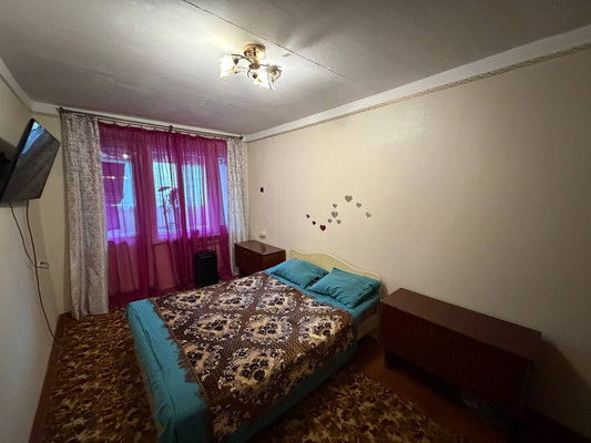 Продам двухкомнатную (2-комн.) квартиру, Керченская ул, 17, Туапсе г