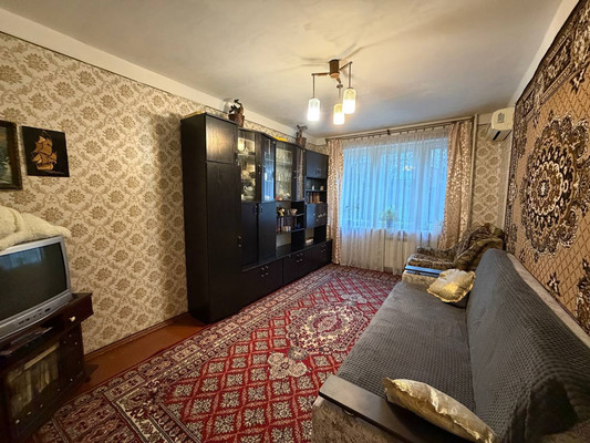 Продам двухкомнатную (2-комн.) квартиру, Керченская ул, 17, Туапсе г