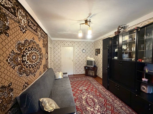 Продам двухкомнатную (2-комн.) квартиру, Керченская ул, 17, Туапсе г