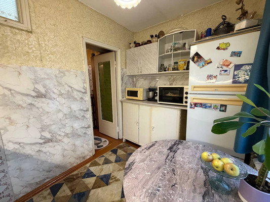 Продам двухкомнатную (2-комн.) квартиру, Керченская ул, 17, Туапсе г