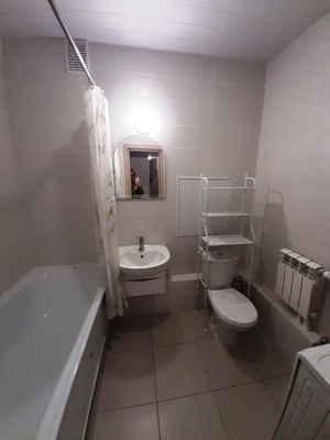 Продам трехкомнатную (3-комн.) квартиру, Коровинское ш, 12, Москва г