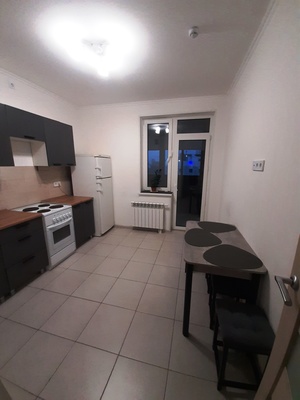 Продам трехкомнатную (3-комн.) квартиру, Коровинское ш, 12, Москва г