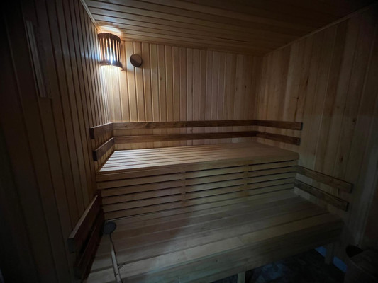 Продам коммерческое помещение 80 м2, Солнечная ул, 20, Каменномостский п