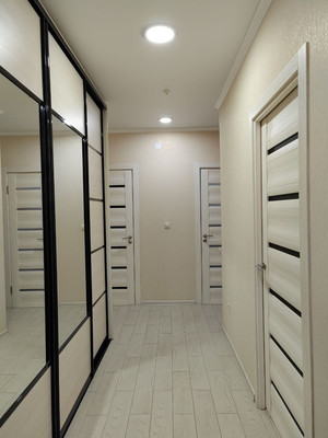 Продам трехкомнатную (3-комн.) квартиру, Тэцевская ул, 4б, Казань г