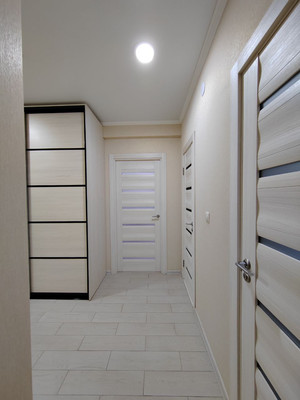 Продам трехкомнатную (3-комн.) квартиру, Тэцевская ул, 4б, Казань г