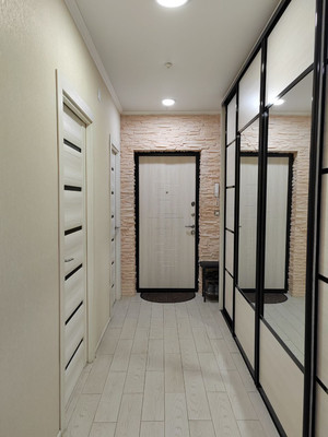 Продам трехкомнатную (3-комн.) квартиру, Тэцевская ул, 4б, Казань г