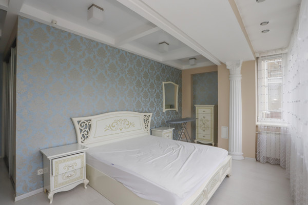 Продам трехкомнатную (3-комн.) квартиру, Профсоюзная ул, 14, Иркутск г