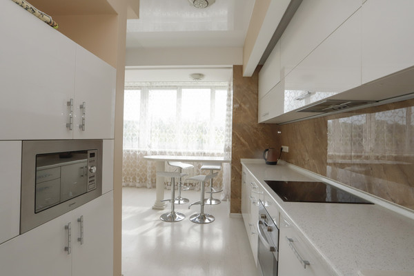 Продам трехкомнатную (3-комн.) квартиру, Профсоюзная ул, 14, Иркутск г