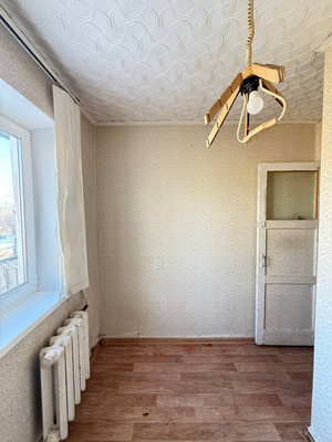 Продам двухкомнатную (2-комн.) квартиру, Ленина пр-кт, 42к3, Комсомольск-на-Амуре г