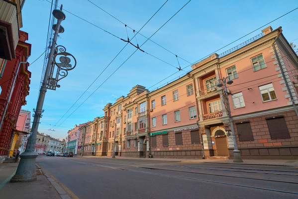 Продам трехкомнатную (3-комн.) квартиру, Ленина ул, 9, Иркутск г